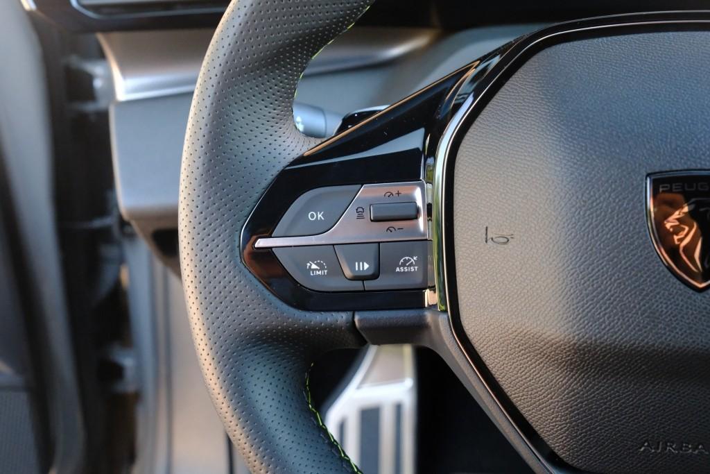 Peugeot 408 1.6 HYbrid 180pk EAT8 GT | Navi | App Connect | Adaptive Cruise | Keyless | 360° Camera | Matrix LED | Dodehoek | Elektrische Achterklep afbeelding 8