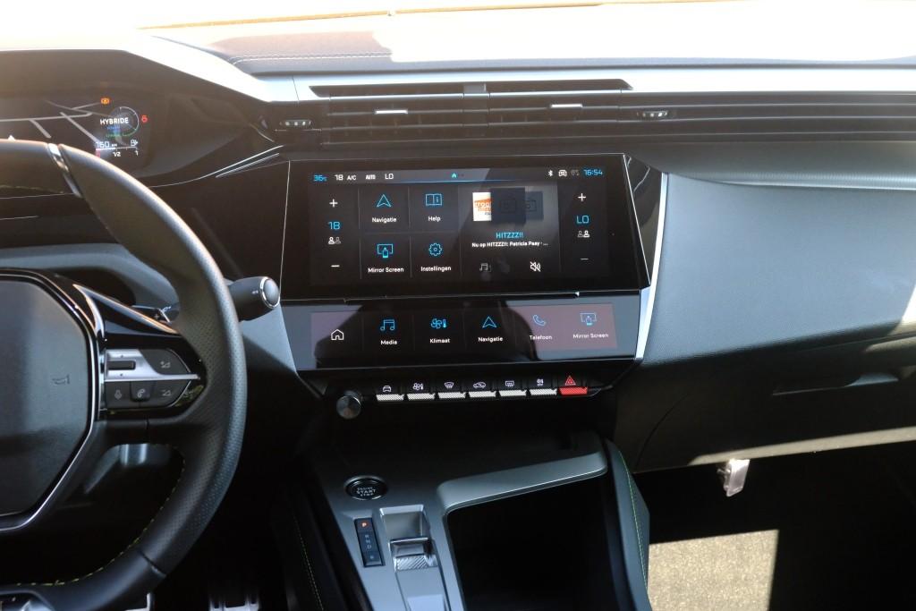 Peugeot 408 1.6 HYbrid 180pk EAT8 GT | Navi | App Connect | Adaptive Cruise | Keyless | 360° Camera | Matrix LED | Dodehoek | Elektrische Achterklep afbeelding 13