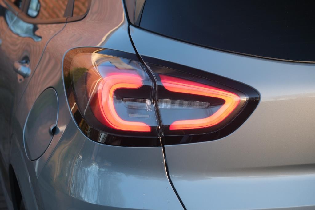 Ford Puma 1.0 EcoBoost Hybrid 155pk Aut. ST-Line X | Navi | App Connect | Adaptive Cruise | Full LED | Elektrische Achterklep | B&O Audio | Camera | Winter Pakket afbeelding 24