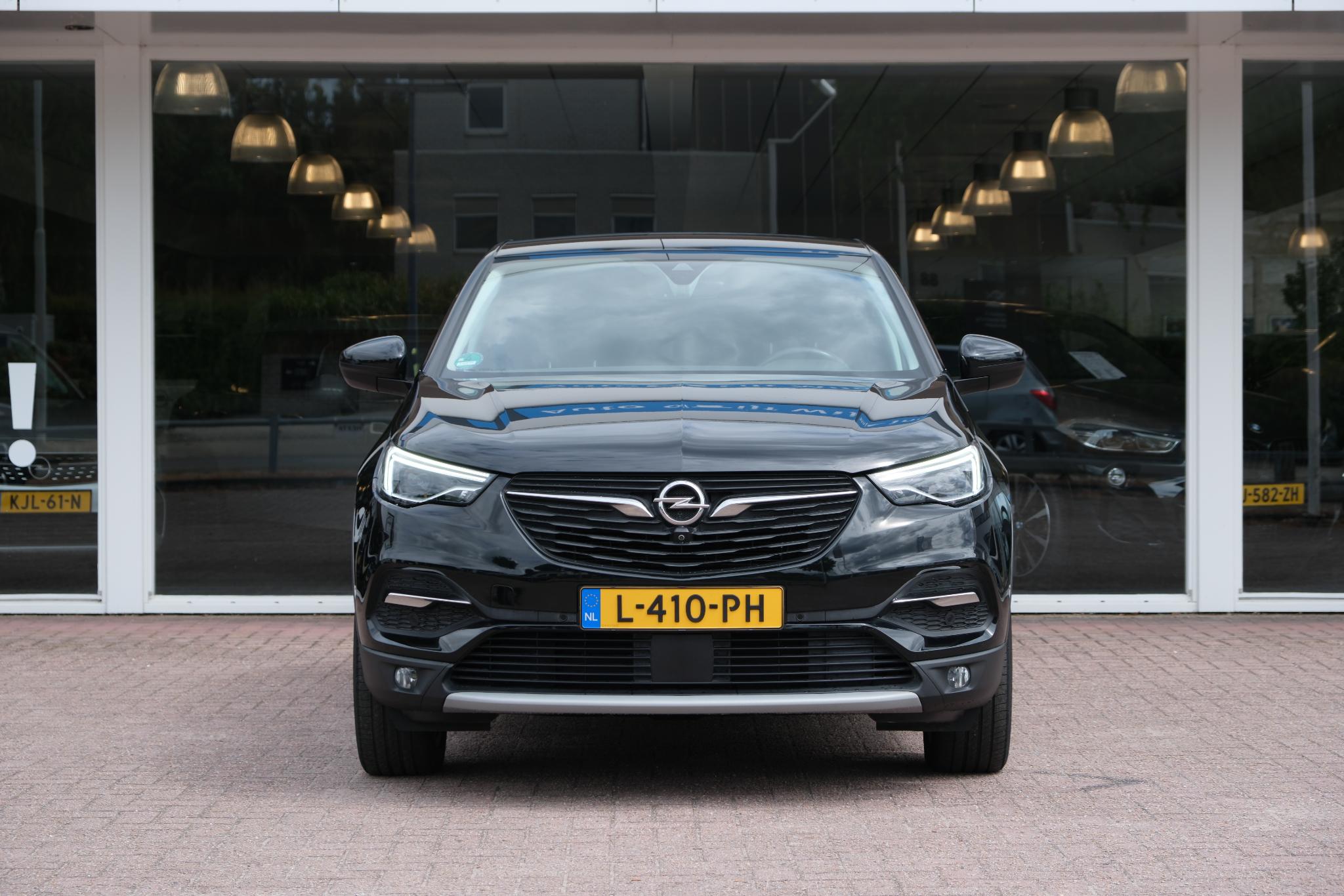 Opel Grandland X 1.6 Turbo Hybrid4 300pk Business Elegance | Navi | App Connect | Climate | Adaptive Cruise | Camera | Leder | Dodehoek | Trekhaak afbeelding 3