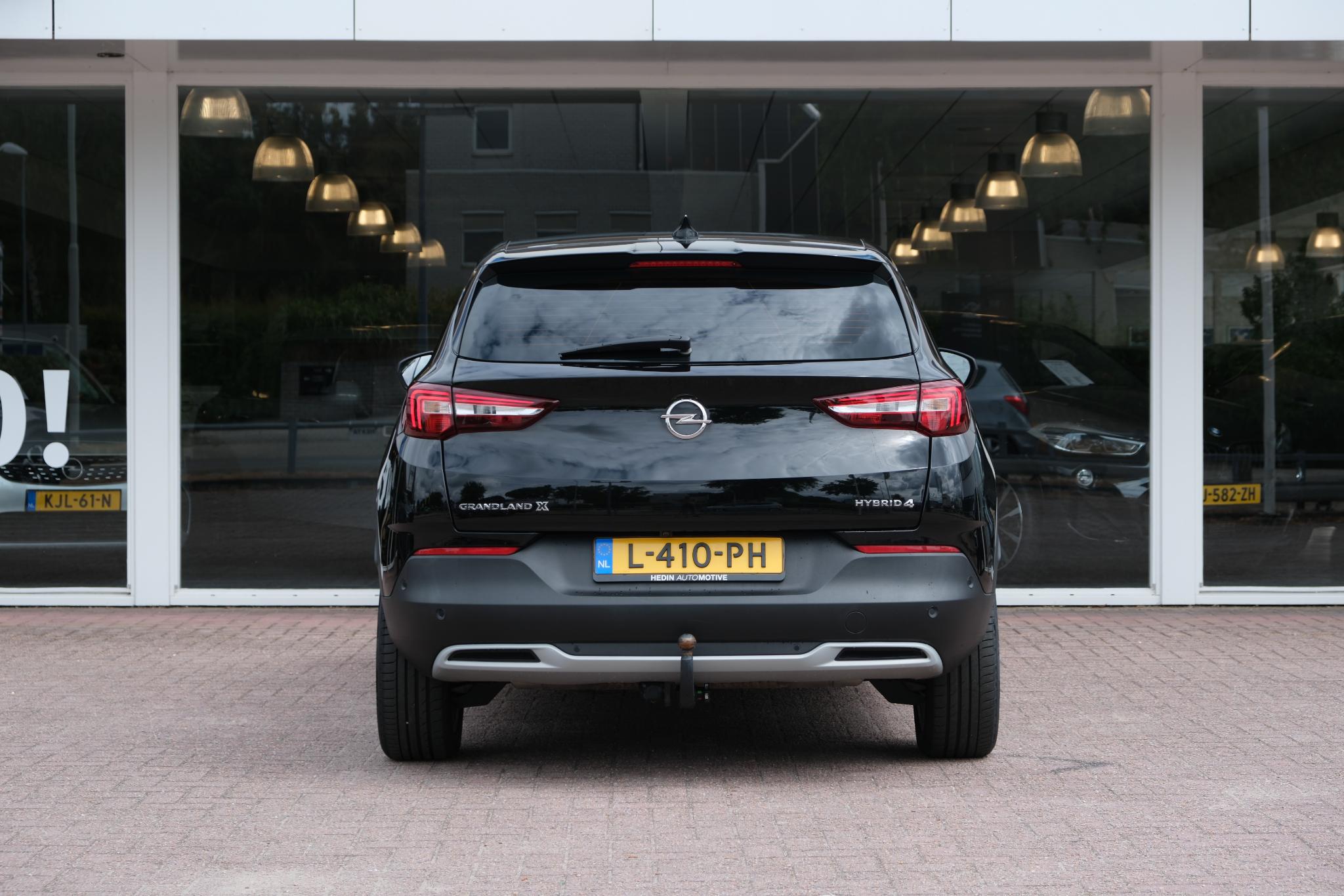 Opel Grandland X 1.6 Turbo Hybrid4 300pk Business Elegance | Navi | App Connect | Climate | Adaptive Cruise | Camera | Leder | Dodehoek | Trekhaak afbeelding 5