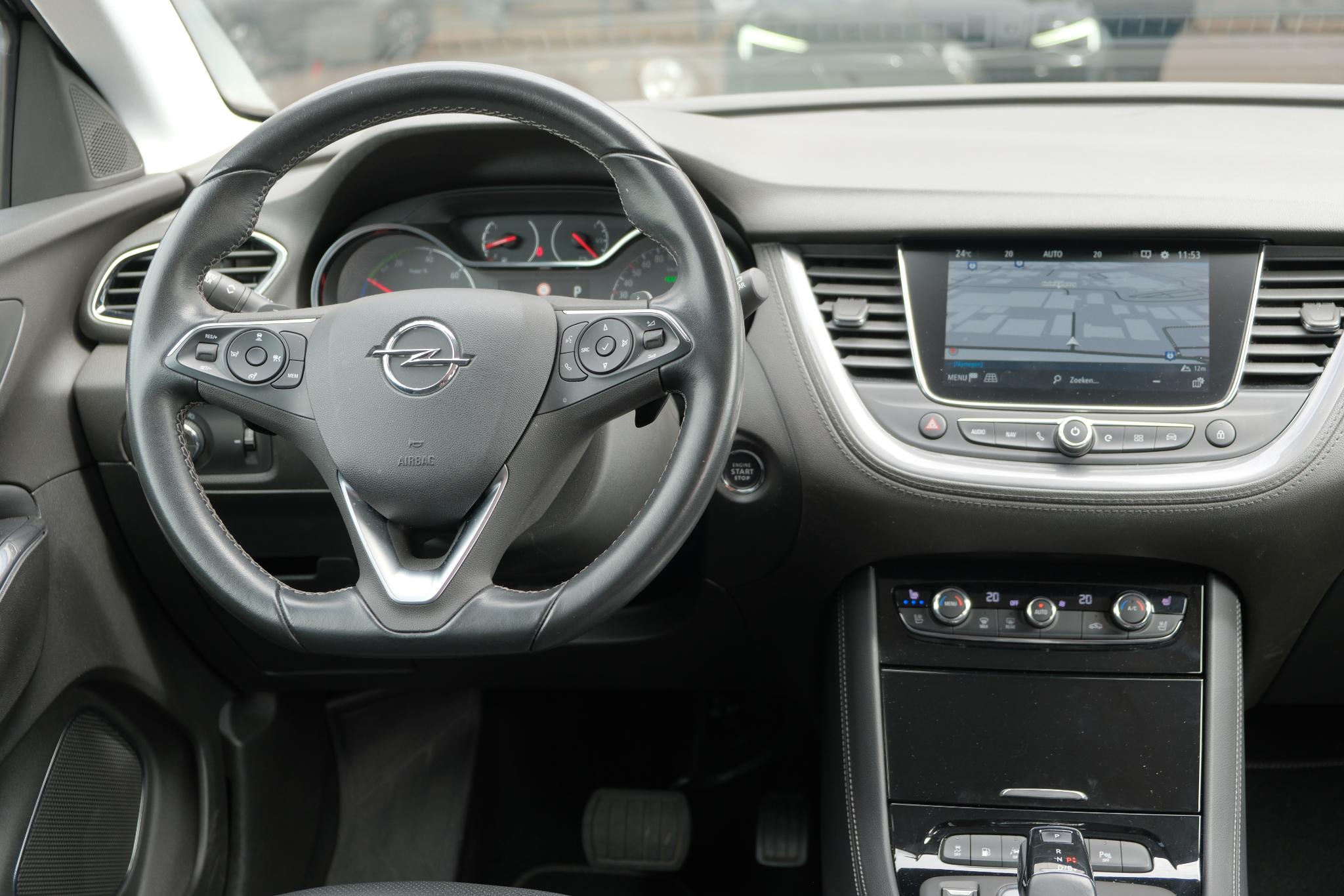Opel Grandland X 1.6 Turbo Hybrid4 300pk Business Elegance | Navi | App Connect | Climate | Adaptive Cruise | Camera | Leder | Dodehoek | Trekhaak afbeelding 7