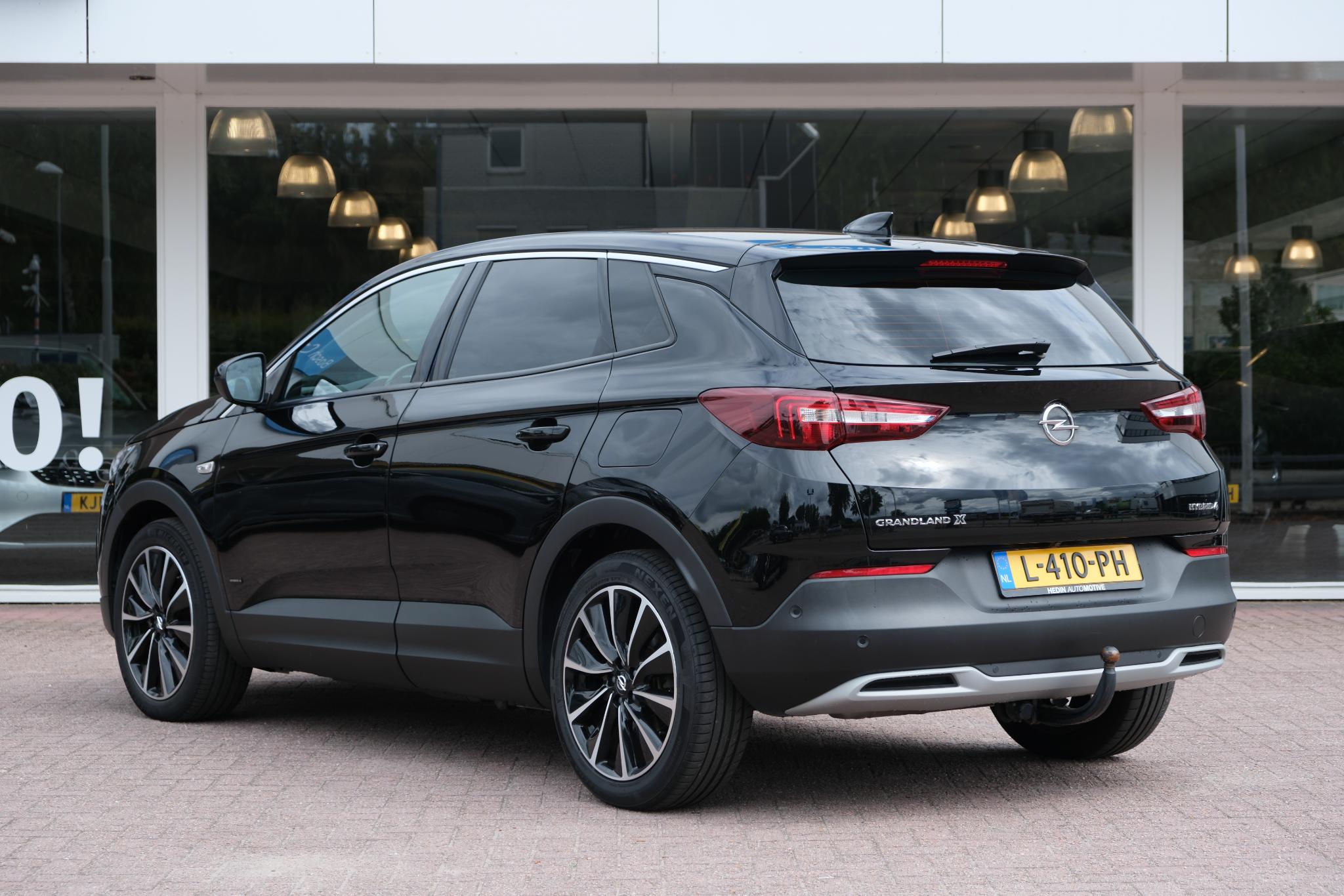Opel Grandland X 1.6 Turbo Hybrid4 300pk Business Elegance | Navi | App Connect | Climate | Adaptive Cruise | Camera | Leder | Dodehoek | Trekhaak afbeelding 30