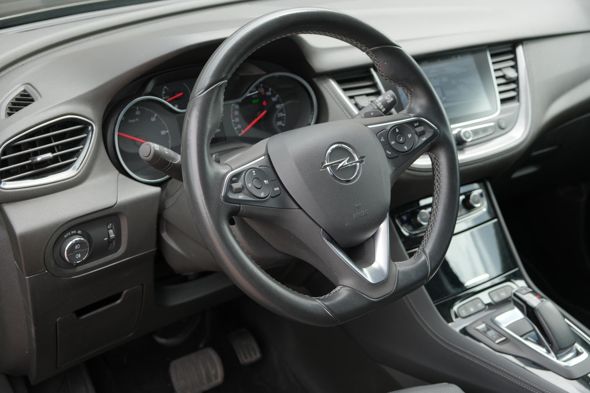 Opel Grandland X 1.6 Turbo Hybrid4 300pk Business Elegance | Navi | App Connect | Climate | Adaptive Cruise | Camera | Leder | Dodehoek | Trekhaak afbeelding 20