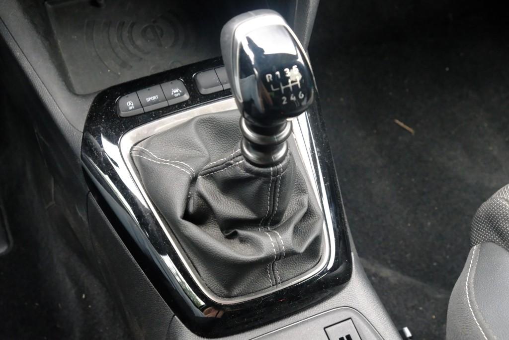 Opel Corsa 1.2 Turbo 100pk GS | Navi | App Connect | Climate | Cruise | Keyless | Camera | Blind Spot afbeelding 21