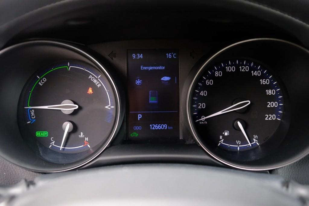Toyota C-HR 1.8 Hybrid 122pk CVT First Edition | Navvi | App Connect | Climate | Adaptive Cruise | Camera | Keyless | Winter Pakket | Trekhaak afbeelding 12