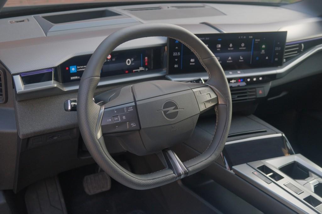 Opel Grandland 1.2 Turbo Hybrid 145pk Aut. GS | Navi | App Connect | Adaptive Cruise | Keyless | Focal | 360° Camera | Head-up Display | Matrix LED | Elektrische Achterklep afbeelding 8