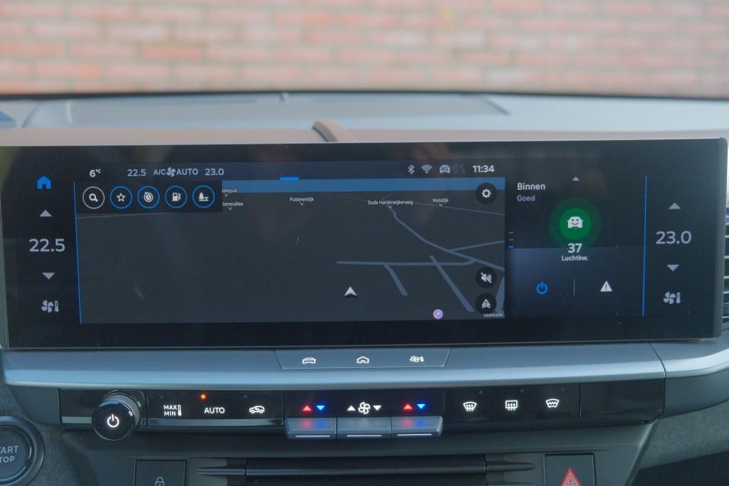 Opel Grandland 1.2 Turbo Hybrid 145pk Aut. GS | Navi | App Connect | Adaptive Cruise | Keyless | Focal | 360° Camera | Head-up Display | Matrix LED | Elektrische Achterklep afbeelding 16