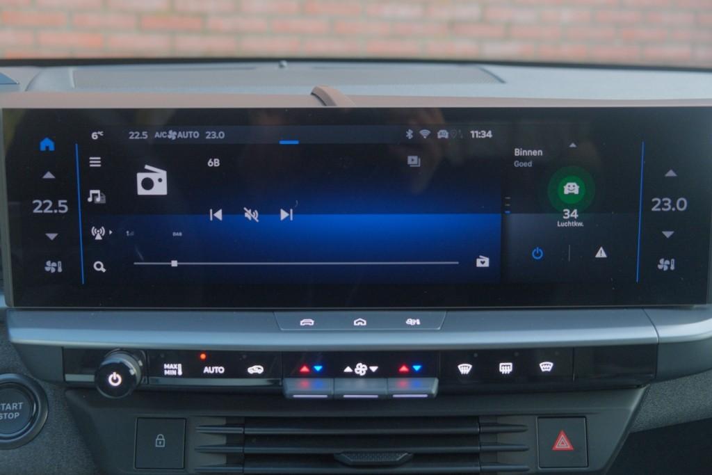 Opel Grandland 1.2 Turbo Hybrid 145pk Aut. GS | Navi | App Connect | Adaptive Cruise | Keyless | Focal | 360° Camera | Head-up Display | Matrix LED | Elektrische Achterklep afbeelding 17