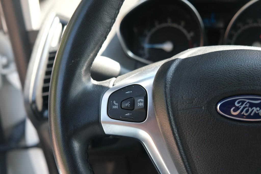 Ford EcoSport 1.0 EcoBoost 125pk Titanium S | Navi | Climate | Cruise | Keyless | Camera | Winter Pakket | Trekhaak afbeelding 9