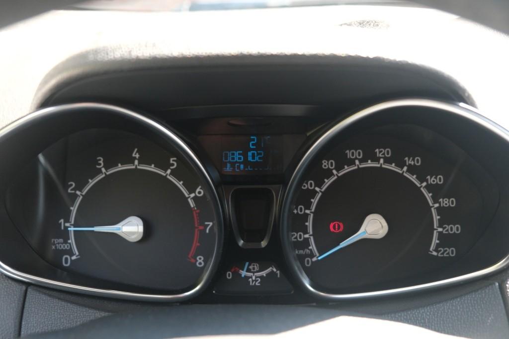 Ford EcoSport 1.0 EcoBoost 125pk Titanium S | Navi | Climate | Cruise | Keyless | Camera | Winter Pakket | Trekhaak afbeelding 11