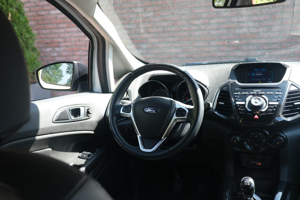 Ford EcoSport 1.0 EcoBoost 125pk Titanium S | Navi | Climate | Cruise | Keyless | Camera | Winter Pakket | Trekhaak afbeelding 12