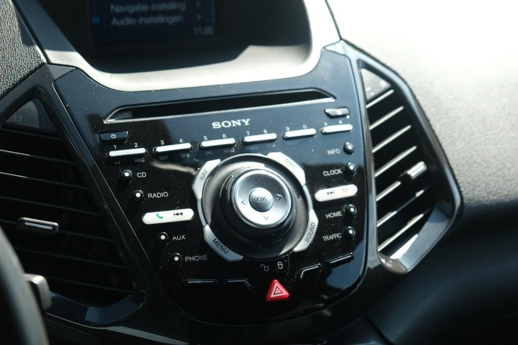 Ford EcoSport 1.0 EcoBoost 125pk Titanium S | Navi | Climate | Cruise | Keyless | Camera | Winter Pakket | Trekhaak afbeelding 20