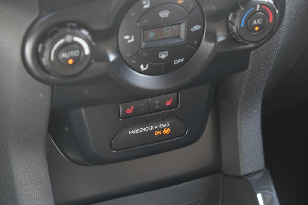 Ford EcoSport 1.0 EcoBoost 125pk Titanium S | Navi | Climate | Cruise | Keyless | Camera | Winter Pakket | Trekhaak afbeelding 23