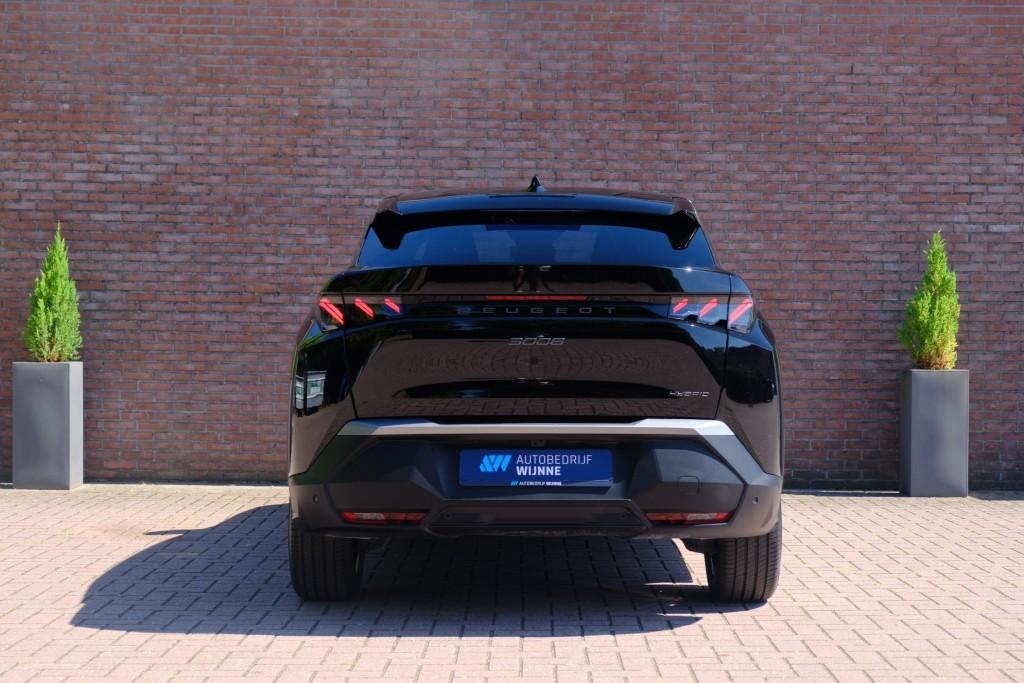 Peugeot 3008 1.2 Hybrid 145pk e-DCS6 GT | Navi | App Connect | Climate | Adaptive Cruise | Camera |  Elektrische Achterklep | Winter Pakket afbeelding 30