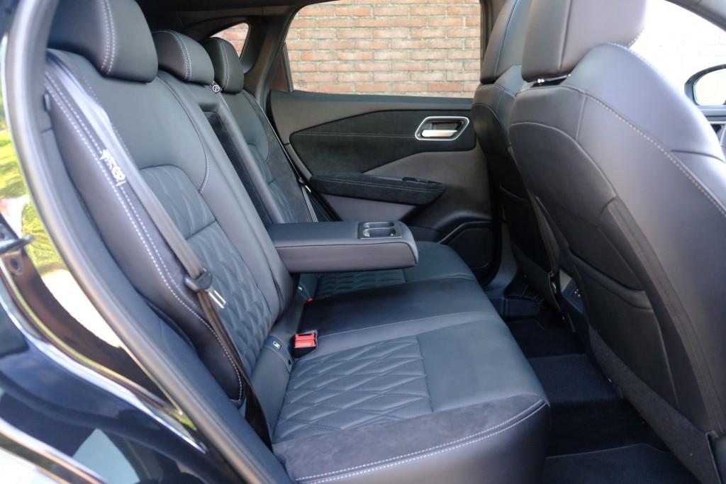 Nissan QASHQAI 1.3 MHEV Xtronic 158pk Tekna Plus | Navi | App Connect | Adaptive Cruise | Panoramadak | Keyless | 360° Camera | Bose | Elektrische Achterklep afbeelding 3