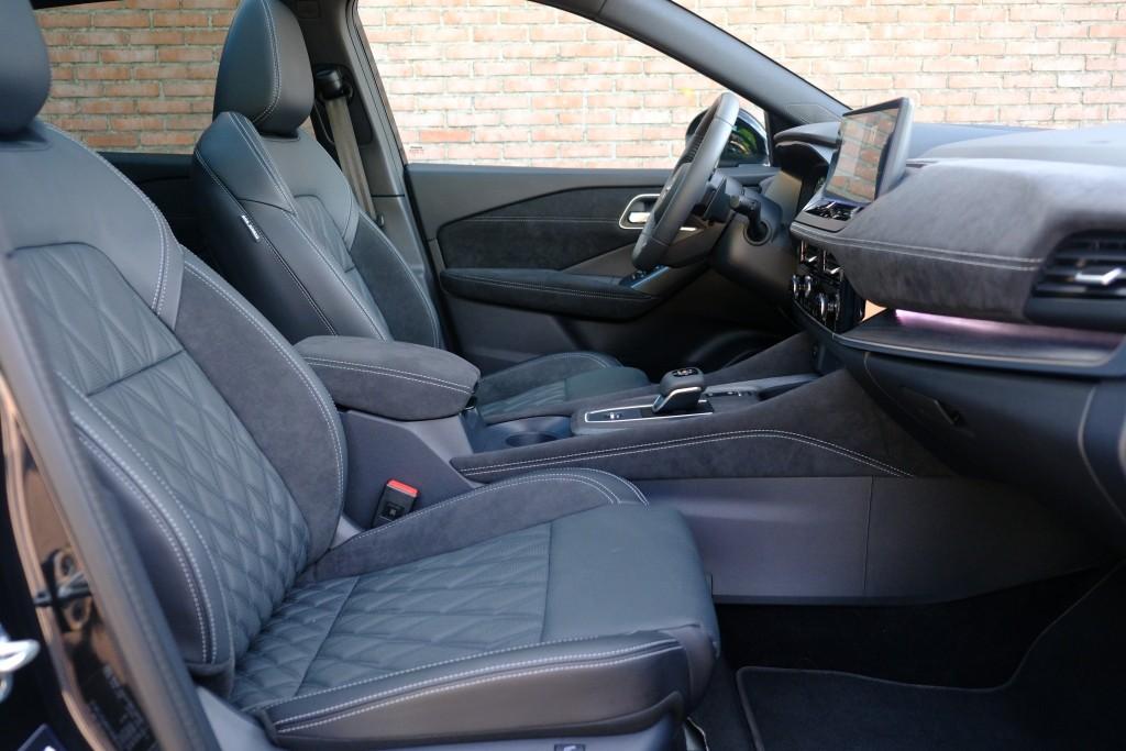 Nissan QASHQAI 1.3 MHEV Xtronic 158pk Tekna Plus | Navi | App Connect | Adaptive Cruise | Panoramadak | Keyless | 360° Camera | Bose | Elektrische Achterklep afbeelding 4