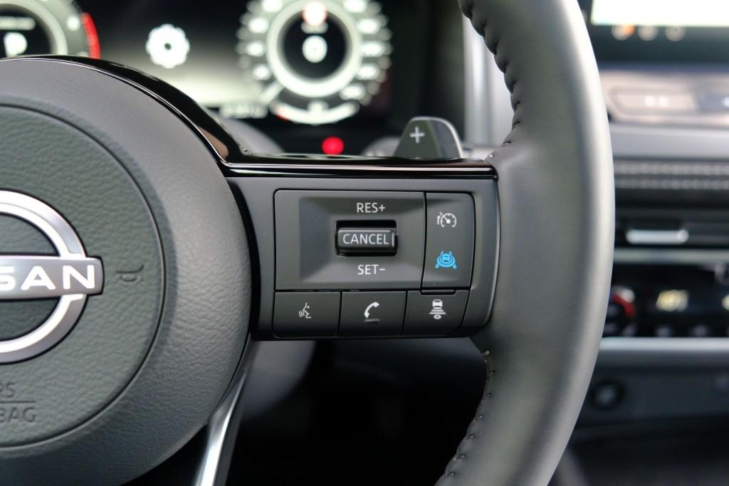 Nissan QASHQAI 1.3 MHEV Xtronic 158pk Tekna Plus | Navi | App Connect | Adaptive Cruise | Panoramadak | Keyless | 360° Camera | Bose | Elektrische Achterklep afbeelding 10