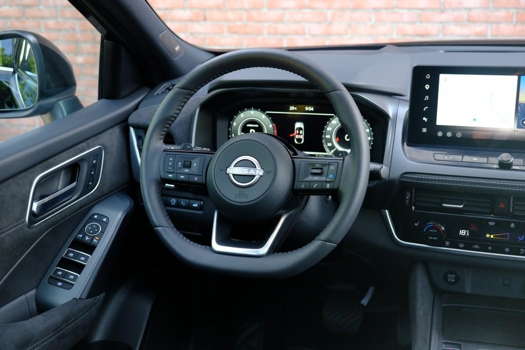 Nissan QASHQAI 1.3 MHEV Xtronic 158pk Tekna Plus | Navi | App Connect | Adaptive Cruise | Panoramadak | Keyless | 360° Camera | Bose | Elektrische Achterklep afbeelding 11