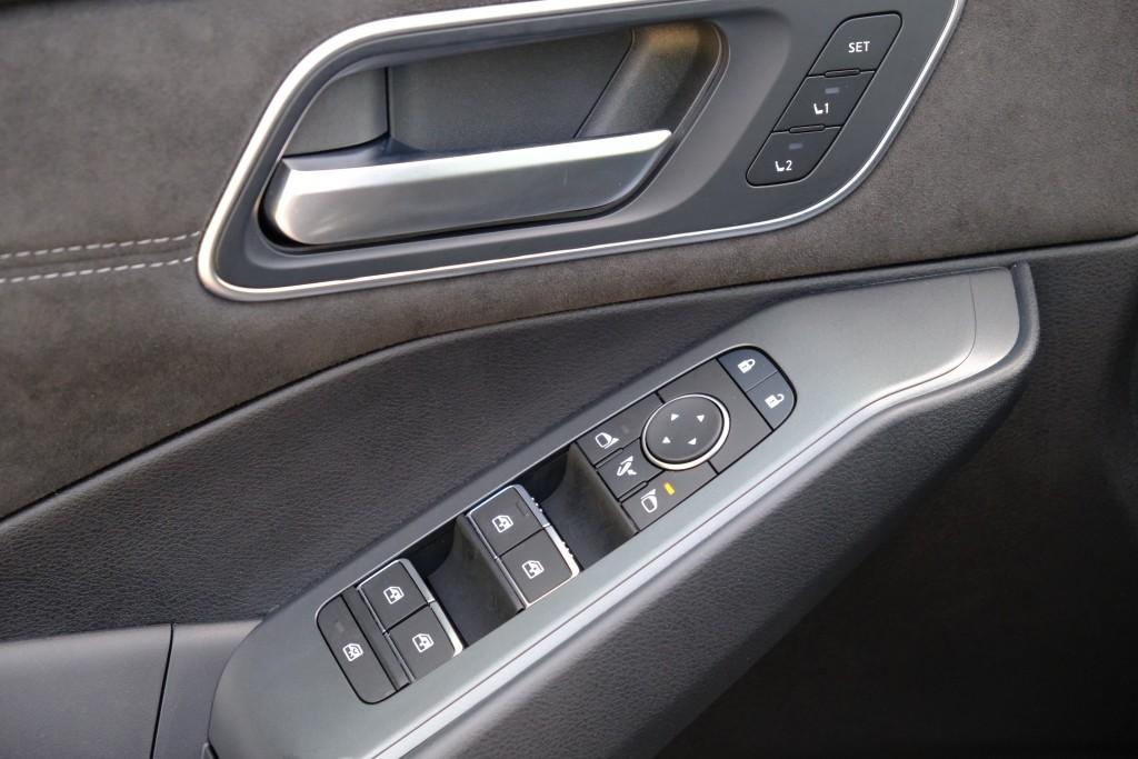 Nissan QASHQAI 1.3 MHEV Xtronic 158pk Tekna Plus | Navi | App Connect | Adaptive Cruise | Panoramadak | Keyless | 360° Camera | Bose | Elektrische Achterklep afbeelding 26
