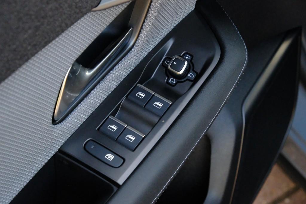Opel Grandland 1.2 Turbo Hybrid 145pk eDCT6 GS | Navi | App Connect | Adaptive Cruise | Climate Control | Panoramadak | 360° Camera | Focal Audio | Keyless afbeelding 29