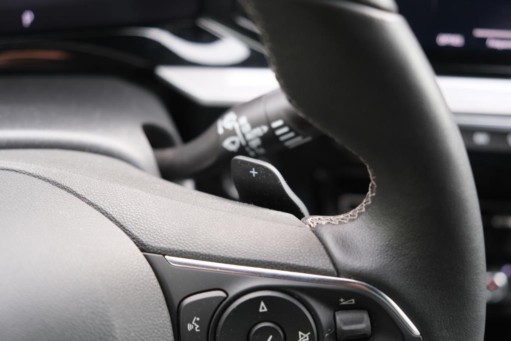 Opel Mokka 1.2 Turbo 130pk EAT8 Ultimate | App Connect | Adaptive Cruise | Keyless | Camera | Blind Spot | Winter Pakket afbeelding 11