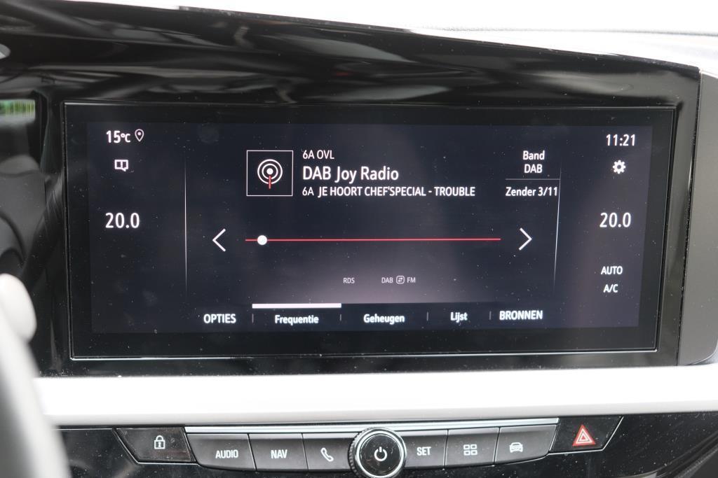 Opel Mokka 1.2 Turbo 130pk EAT8 Ultimate | App Connect | Adaptive Cruise | Keyless | Camera | Blind Spot | Winter Pakket afbeelding 16