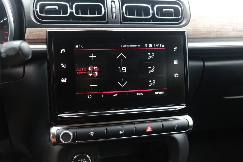 Citroën C3 1.2 PureTech 83pk Shine | App Connect | Climate | Cruise | Camera | Keyless | Stoelverwarming | PDC afbeelding 18