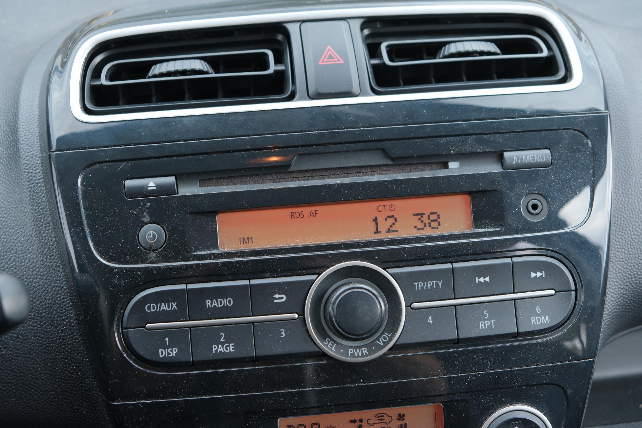 Mitsubishi Space Star 1.0 70pk Intense | Climate | 14" Velgen | Radio-CD | Keyless entry afbeelding 11