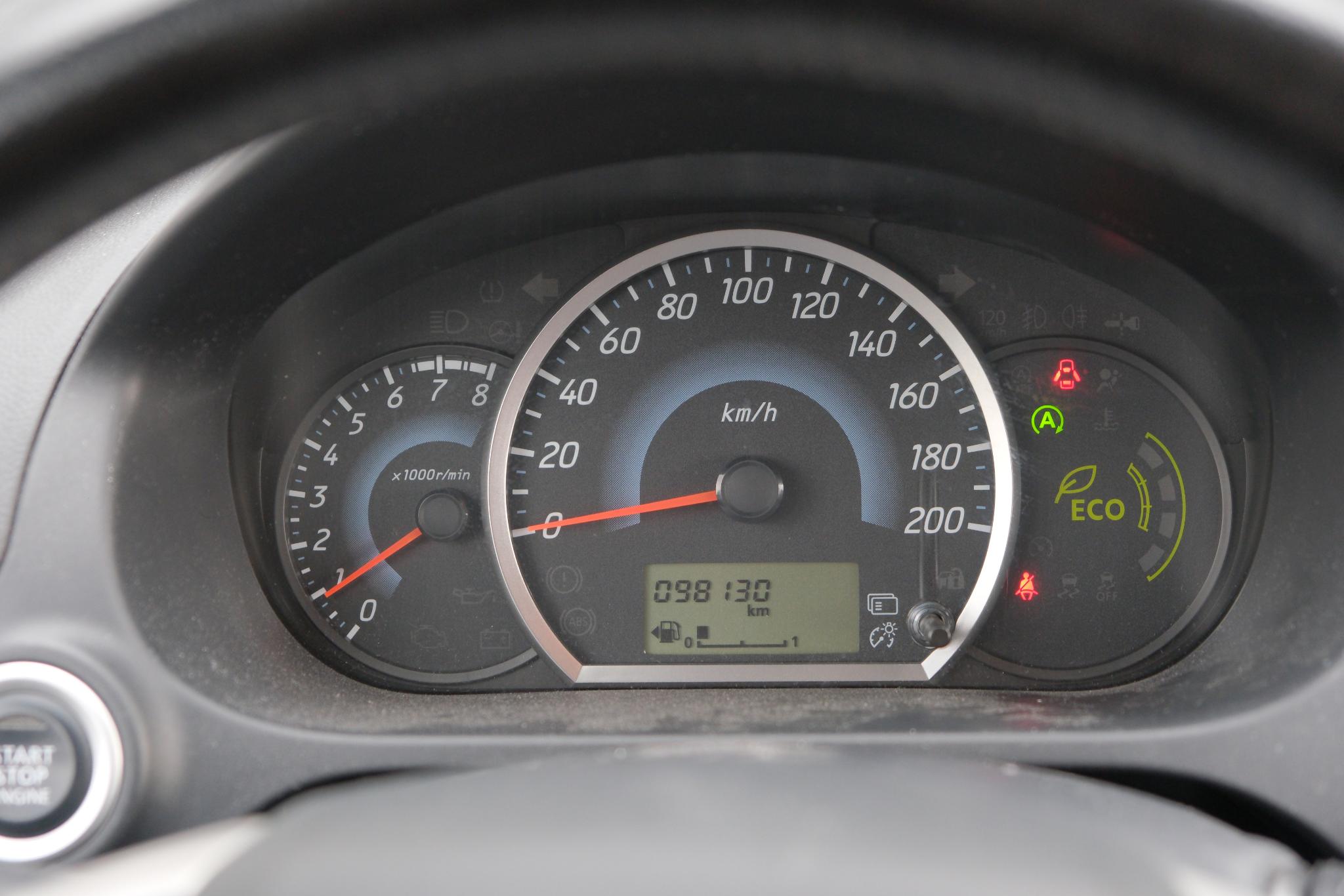 Mitsubishi Space Star 1.0 70pk Intense | Climate | 14" Velgen | Radio-CD | Keyless entry afbeelding 13