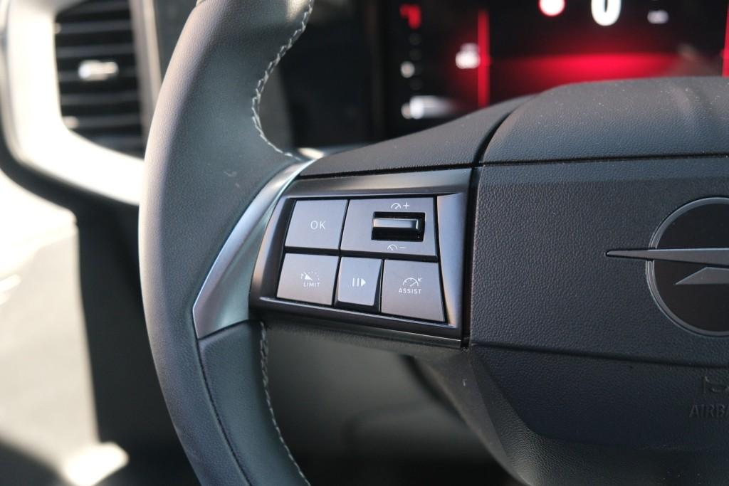 Opel Mokka 1.2 Turbo Hybrid 145pk eDCT6 | Navi | App Connect | Climate | Adaptive Cruise | Camera | Dodehoek | PDC afbeelding 9