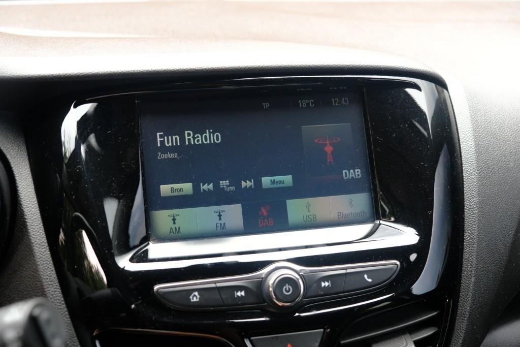 Opel KARL 1.0 75pk Rocks Online Edition | App Connect | Airco | Cruise | PDC | Winter Pakket afbeelding 17