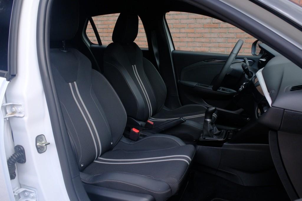 Opel Corsa 1.2 75pk GS | Navi | App Connect | Airco | Cruise | Full LED | PDC afbeelding 5