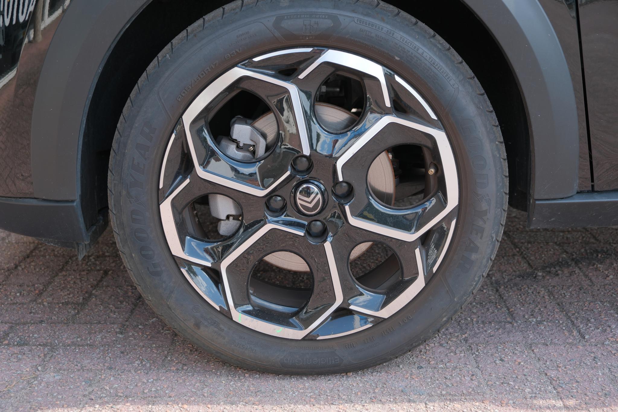 Citroën C3 1.2 Turbo 100pk Max | Navi | App Connect | Climate | Cruise | Camera | DAB | PDC afbeelding 20
