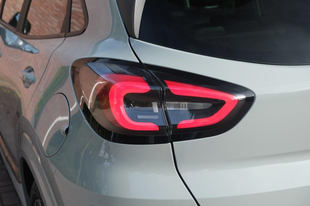 Ford Puma 1.0 EcoBoost Hybrid 155pk Aut. ST-Line X | Navi | App Connect | Adaptive Cruise | 360° Camera | Panoramadak | Elektrische Achterklep | Winter Pakket afbeelding 24