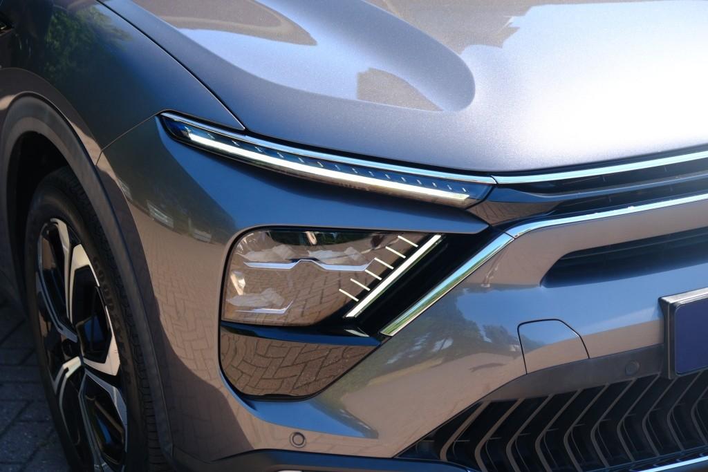 Citroën C5 X 1.6 Plug-in Hybrid 225pk EAT8 Shine | Navi | App Connect | Climate | Adaptive Cruise | Head-up Display | Camera | Keyless afbeelding 2