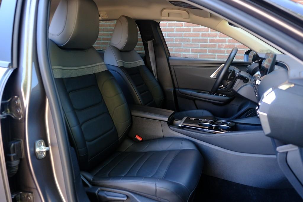 Citroën C5 X 1.6 Plug-in Hybrid 225pk EAT8 Shine | Navi | App Connect | Climate | Adaptive Cruise | Head-up Display | Camera | Keyless afbeelding 5