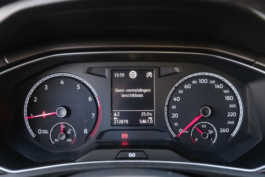 Volkswagen T-Roc 1.0 TSi 116pk Style | Navi | App Connect | Airco | Adaptive Cruise | PDC afbeelding 10