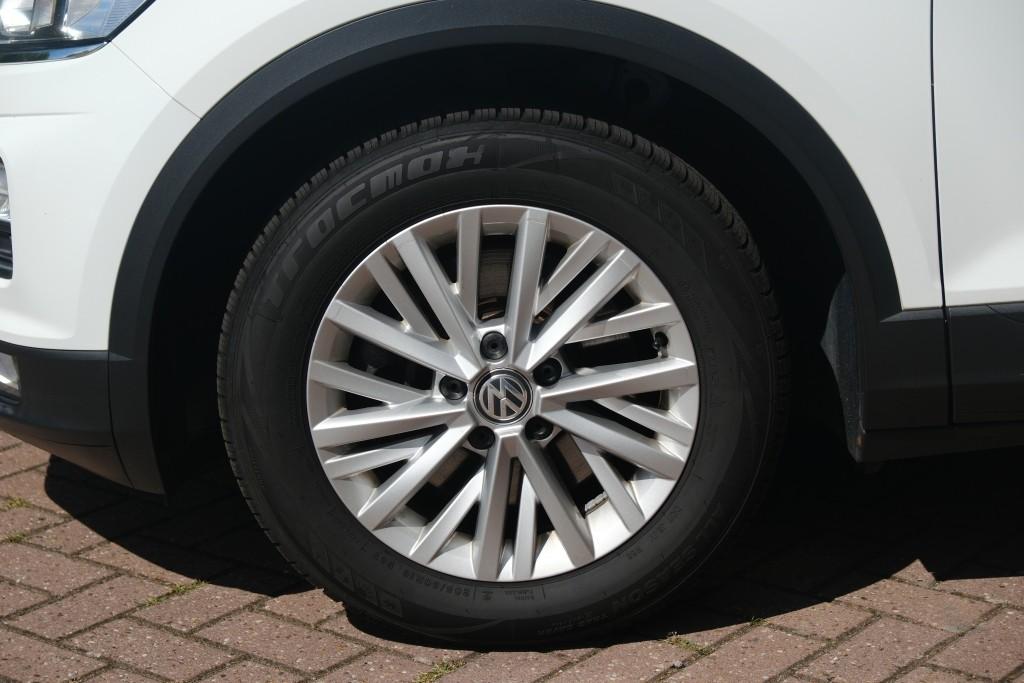 Volkswagen T-Roc 1.0 TSi 116pk Style | Navi | App Connect | Airco | Adaptive Cruise | PDC afbeelding 24