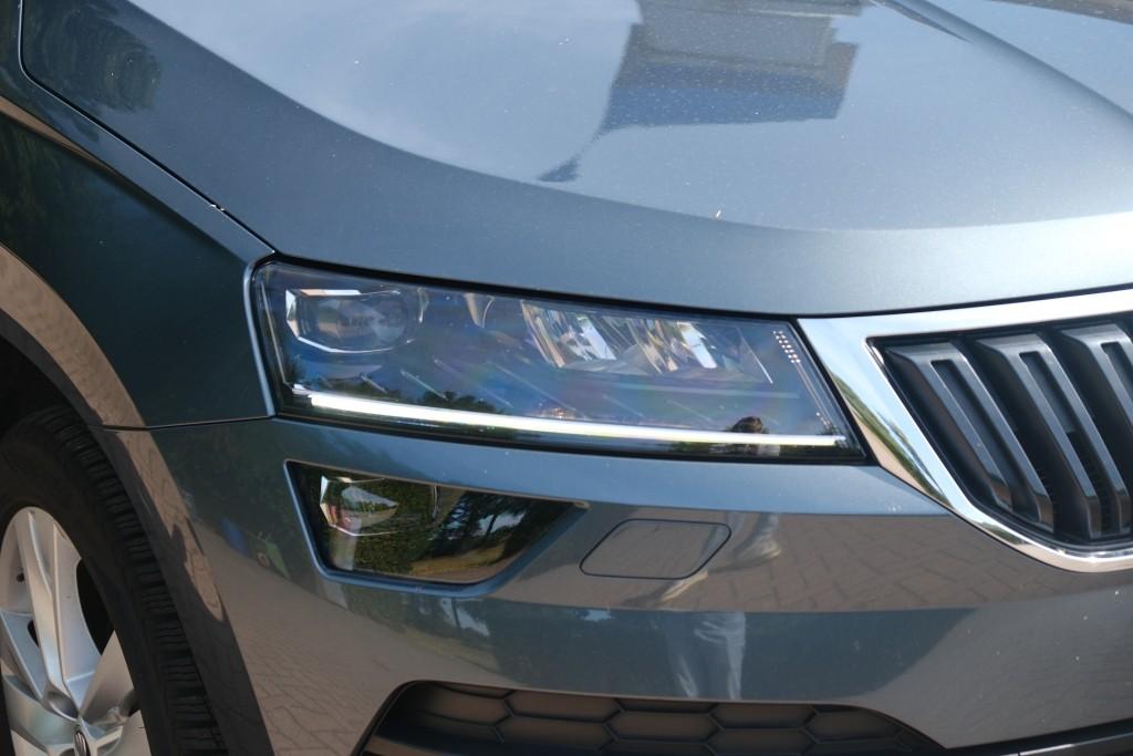 Skoda Karoq 1.5 TSi ACT 150pk DSG Style Business | Navi | App Connect | Climate | Adaptive Cruise | Keyless | Winter Pakket | Trekhaak afbeelding 2