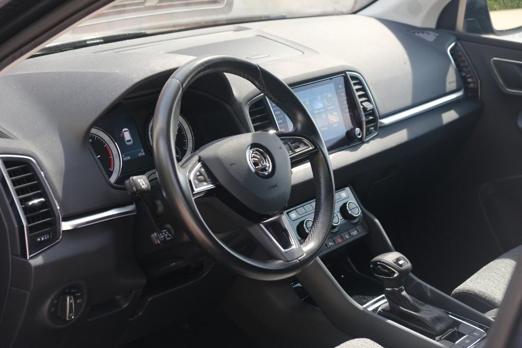 Skoda Karoq 1.5 TSi ACT 150pk DSG Style Business | Navi | App Connect | Climate | Adaptive Cruise | Keyless | Winter Pakket | Trekhaak afbeelding 8
