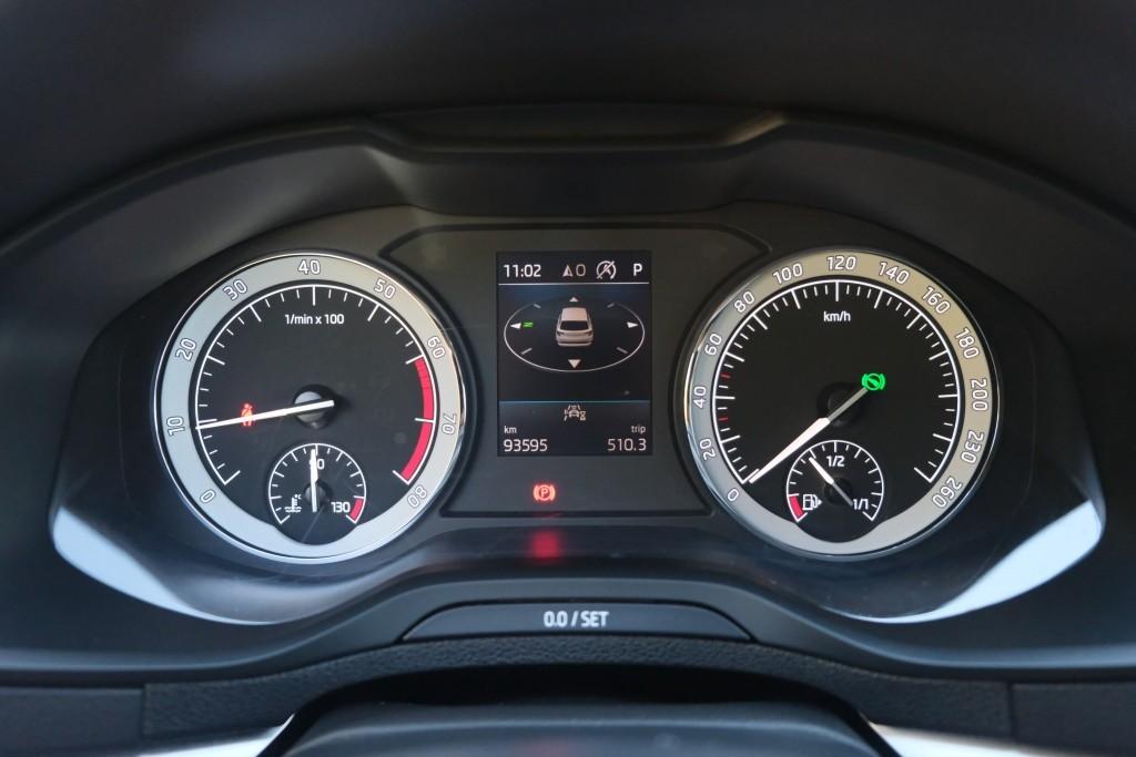 Skoda Karoq 1.5 TSi ACT 150pk DSG Style Business | Navi | App Connect | Climate | Adaptive Cruise | Keyless | Winter Pakket | Trekhaak afbeelding 12