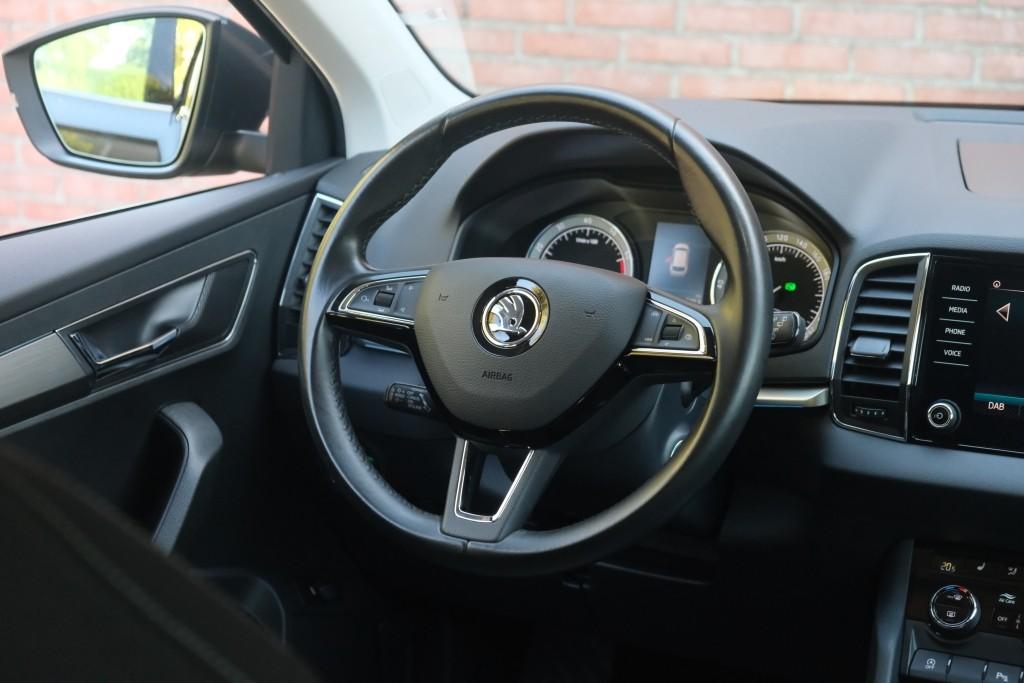 Skoda Karoq 1.5 TSi ACT 150pk DSG Style Business | Navi | App Connect | Climate | Adaptive Cruise | Keyless | Winter Pakket | Trekhaak afbeelding 13