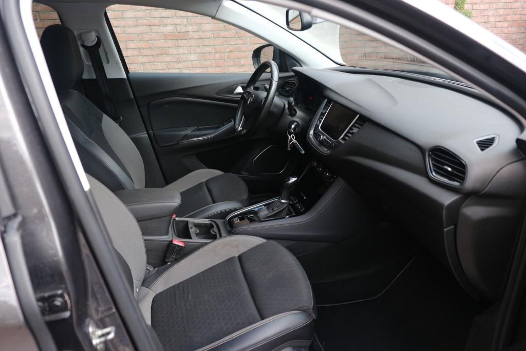 Opel Grandland X 1.2 Turbo 130pk Aut. 120 Jaar Edition | Navi | App Connect | Climate | Cruise | PDC | Trekhaak afbeelding 4