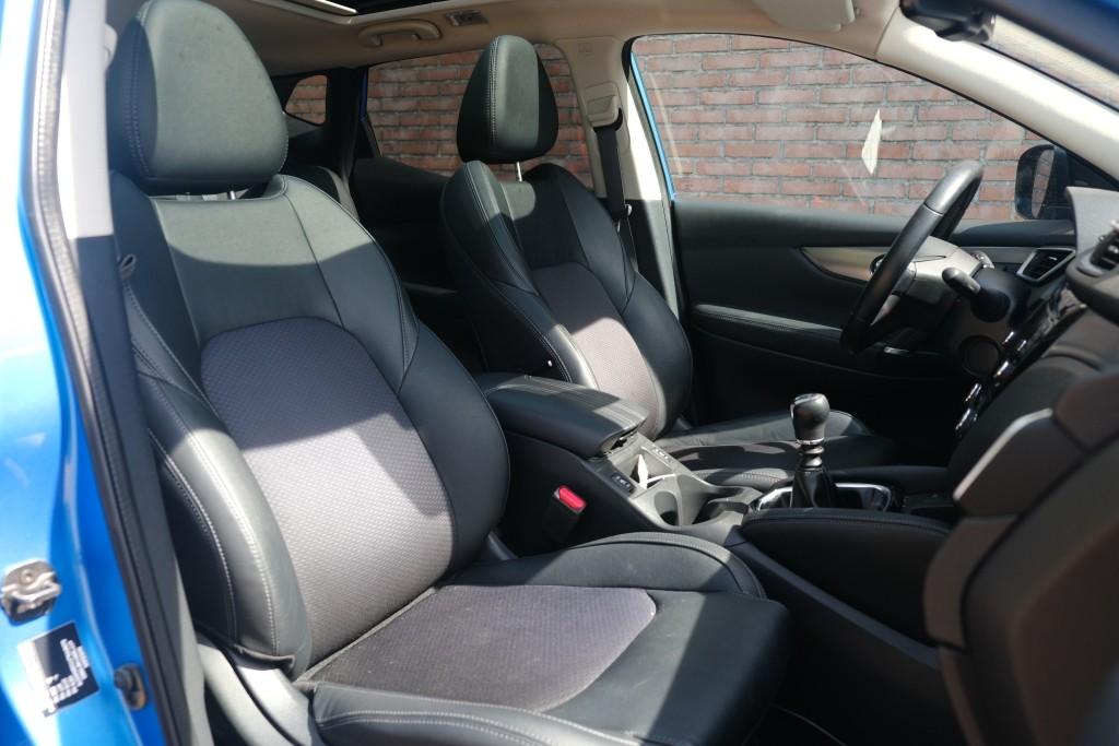 Nissan QASHQAI 1.3 DIG-T 140pk Tekna | Navi | App Connect | Climate | Cruise | Panoramadak | 360° Camera | Keyless | Winter Pakket | Trekhaak afbeelding 6
