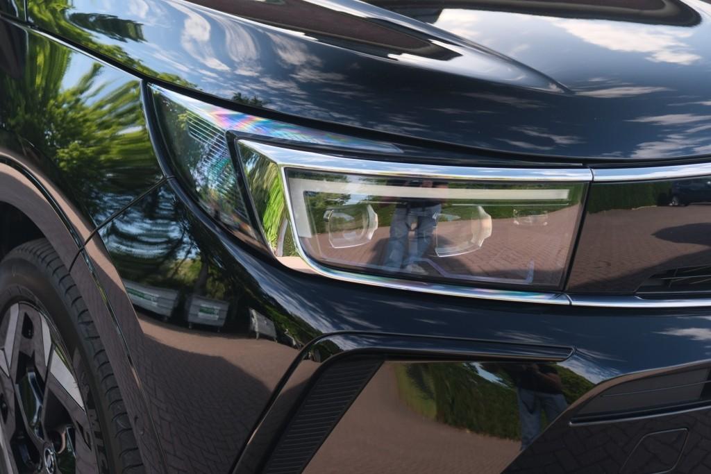 Opel Grandland 1.6 Turbo Plug-In Hybrid 300pk 4x4 EAT8 GSe | Navi | App Connect | Climate | Adaptive Cruise | Keyless | Elektrische Achterklep | Camera | Leder Pakket afbeelding 2