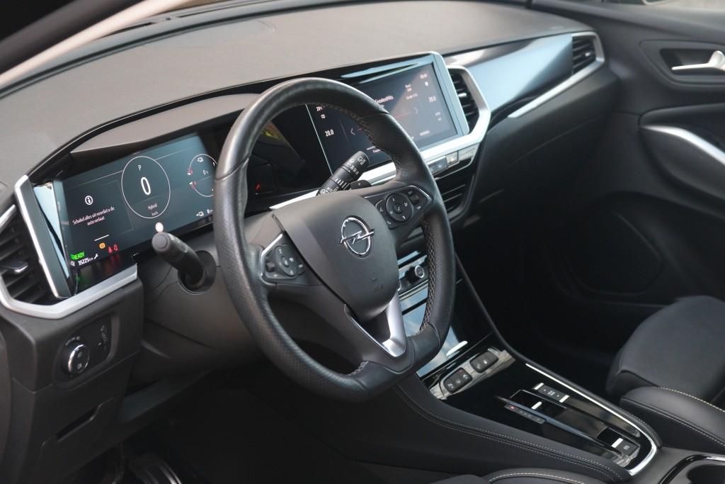 Opel Grandland 1.6 Turbo Plug-In Hybrid 300pk 4x4 EAT8 GSe | Navi | App Connect | Climate | Adaptive Cruise | Keyless | Elektrische Achterklep | Camera | Leder Pakket afbeelding 8