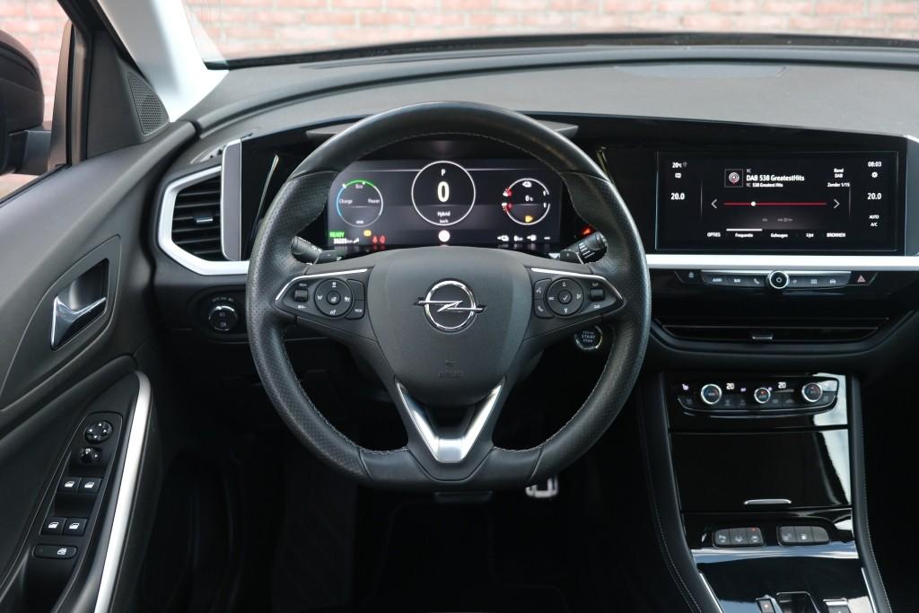 Opel Grandland 1.6 Turbo Plug-In Hybrid 300pk 4x4 EAT8 GSe | Navi | App Connect | Climate | Adaptive Cruise | Keyless | Elektrische Achterklep | Camera | Leder Pakket afbeelding 13