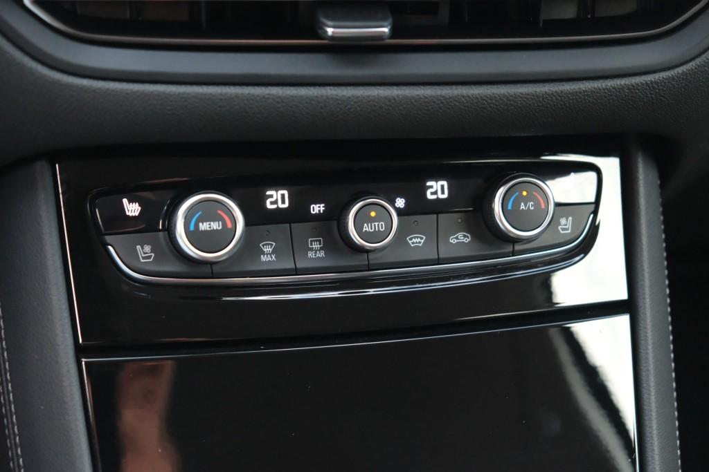 Opel Grandland 1.6 Turbo Plug-In Hybrid 300pk 4x4 EAT8 GSe | Navi | App Connect | Climate | Adaptive Cruise | Keyless | Elektrische Achterklep | Camera | Leder Pakket afbeelding 21
