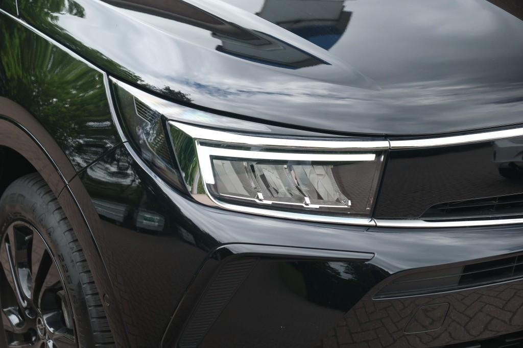 Opel Grandland 1.2 Turbo 130pk EAT8 GS | Navi | App Connect | Adaptive Cruise | Camera | Alcantara | Winterpakket afbeelding 2